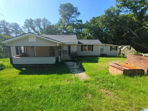 676 Bishop Rdg, West Blocton, AL 35184