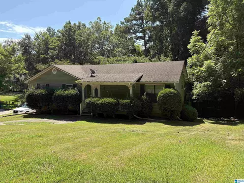 2817 Wood Dr NE, Center Point, AL 35215