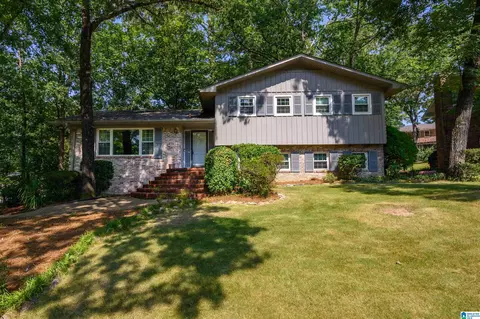 3233 Wagon Gap Trl, Vestavia Hills, AL 35216