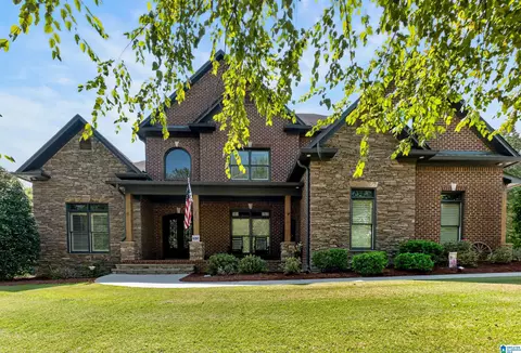 236 River Oaks Dr, Helena, AL 35080