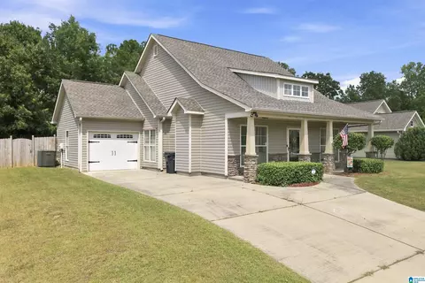 213 Rossburg Dr, Calera, AL 35040