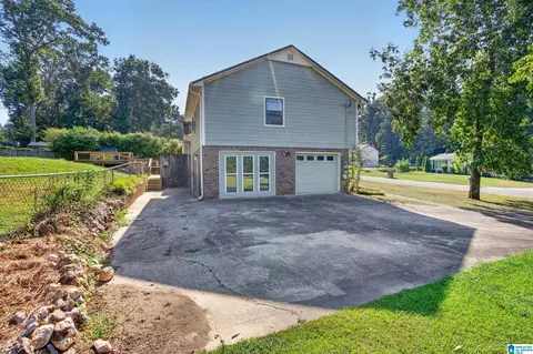 Exterior - 1816 Apache Way, Alabaster, AL 35007 photo 17 of 17