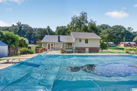 Exterior - 1816 Apache Way, Alabaster, AL 35007 photo 9 of 17