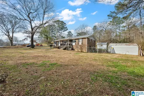 Exterior - 304 W 6th St, Jasper, AL 35501 photo 4 of 12