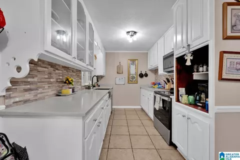 Kitchen - 304 W 6th St, Jasper, AL 35501 photo 1 of 4
