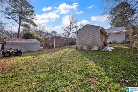 Exterior - 304 W 6th St, Jasper, AL 35501 photo 5 of 12