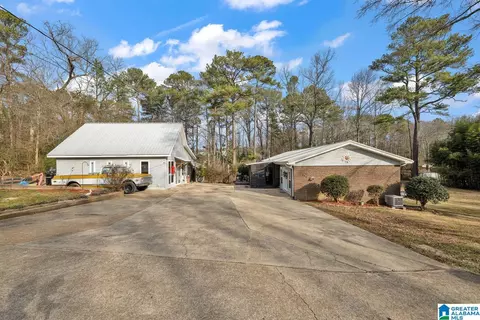 Exterior - 304 W 6th St, Jasper, AL 35501 photo 9 of 12