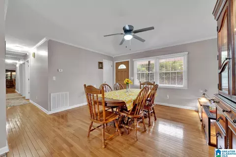 Dining - 304 W 6th St, Jasper, AL 35501 photo 1 of 2