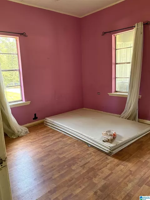 Bedroom - 612 3rd Pl, Jasper, AL 35501 photo 2 of 3