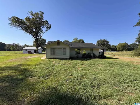 600 Mcclain Rd, Hueytown, AL 35023