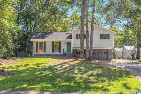 3929 Rock Ridge Rd, Irondale, AL 35210