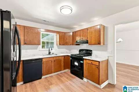 Kitchen - 173 Ruby Richardson Dr, Killen, AL 35645 photo 1 of 2
