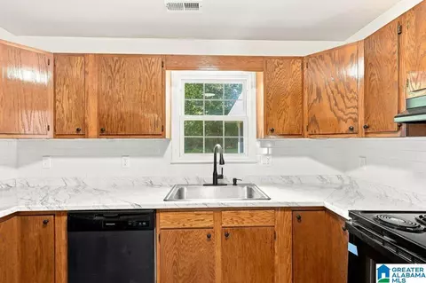 Kitchen - 173 Ruby Richardson Dr, Killen, AL 35645 photo 2 of 2