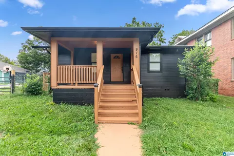 916 Mcmillon Ave SW, Birmingham, AL 35211
