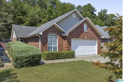 132 Brook Highland Cv, Birmingham, AL 35242