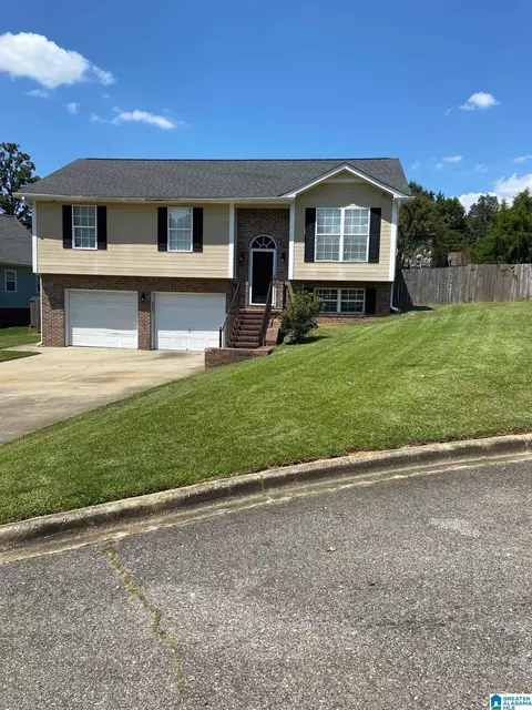 1420 Memorial Cir, Birmingham, AL 35214