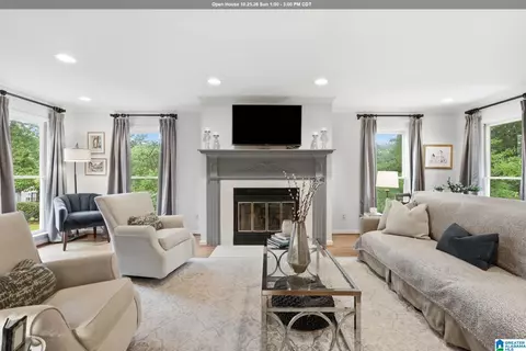 1845 Saulter Rd, Homewood, AL 35209
