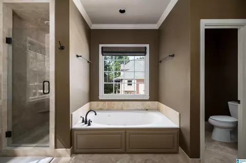 Bath - 4516 Eagle Point Dr, Birmingham, AL 35242 photo 3 of 13
