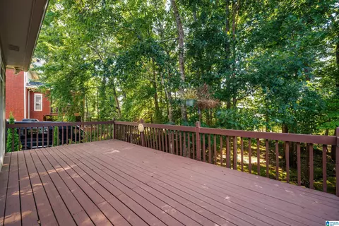 Exterior - 4516 Eagle Point Dr, Birmingham, AL 35242 photo 10 of 24