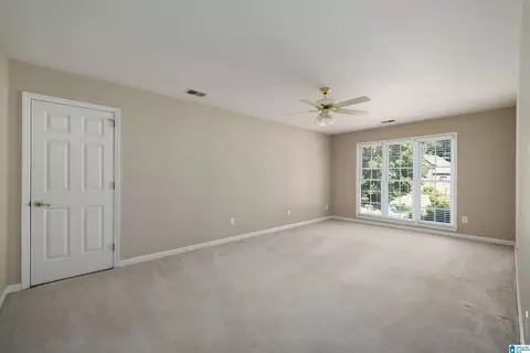 Bedroom - 4516 Eagle Point Dr, Birmingham, AL 35242 photo 5 of 8
