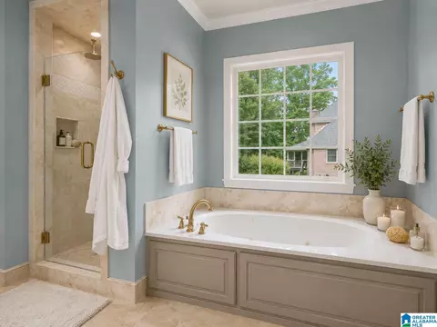 Bath - 4516 Eagle Point Dr, Birmingham, AL 35242 photo 11 of 13