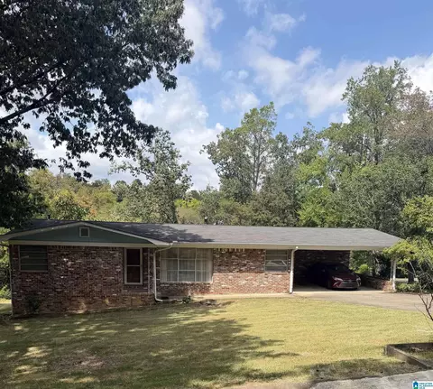 1792 Old Creek Trl, Vestavia Hills, AL 35216