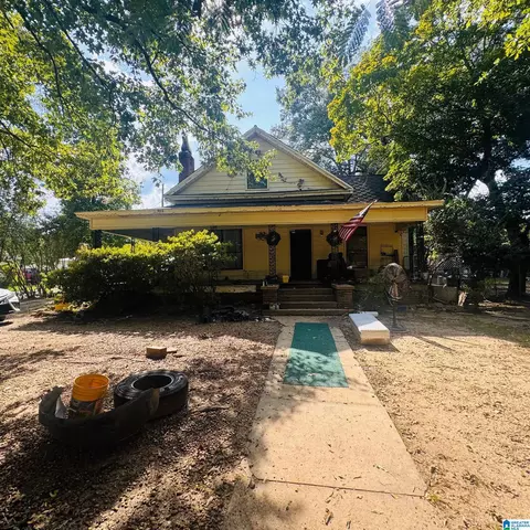 420 Temple Ave S, Fayette, AL 35555