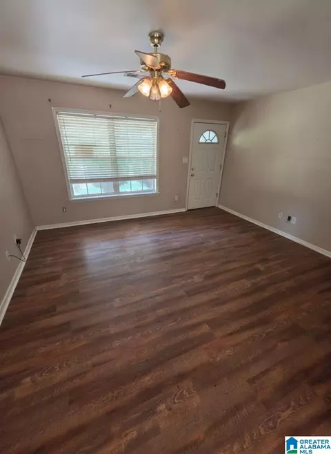 Living - 573 Arrowhead Ln, Jasper, AL 35503 photo 1 of 1