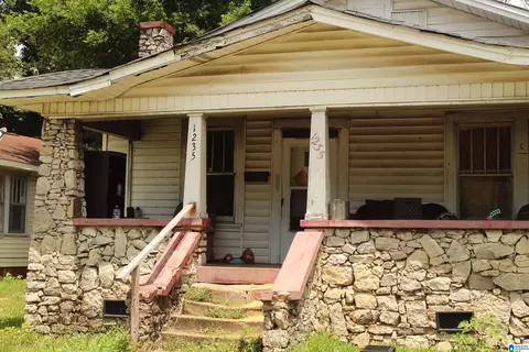 1235 Hanover St, Tarrant, AL 35217