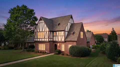 2257 Ross Ave, Hoover, AL 35226
