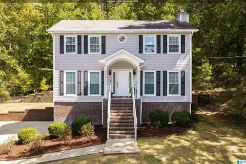 137 S Run Cir, Hoover, AL 35244
