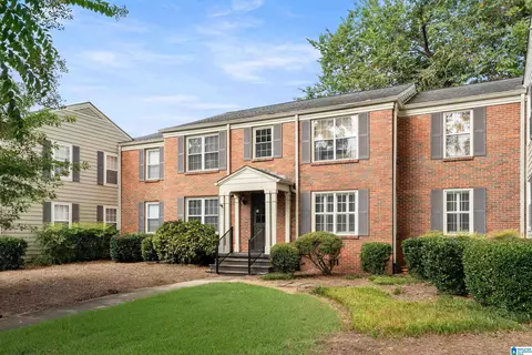 204 Fox Hall Rd #204-B, Mountain Brook, AL 35213