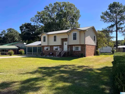 910 Mitchell Dr SW, Jacksonville, AL 36265
