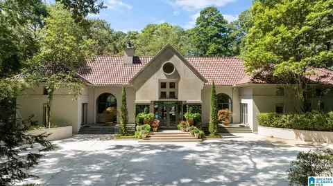 2827 Pump House Rd, Cahaba Heights, AL 35243