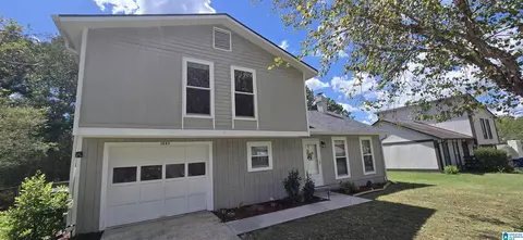 1043 Brian Dr, Leeds, AL 35094