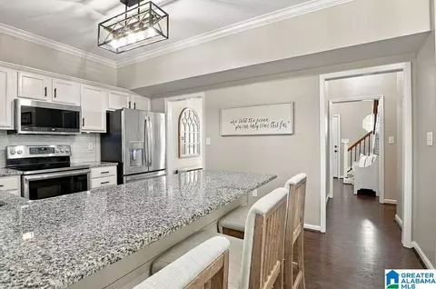 Entry Way - 459 Cedar Grove Ln, Maylene, AL 35114 photo 4 of 9
