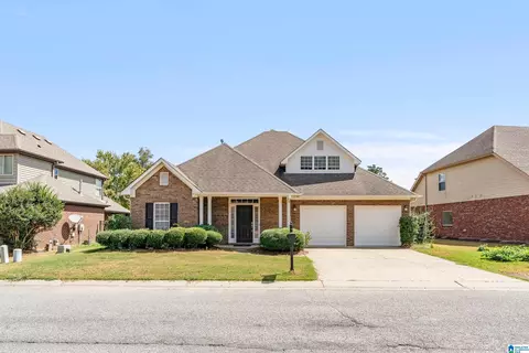 314 Creekside Ln, Pelham, AL 35124