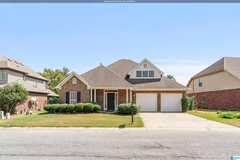 314 Creekside Ln, Pelham, AL 35124