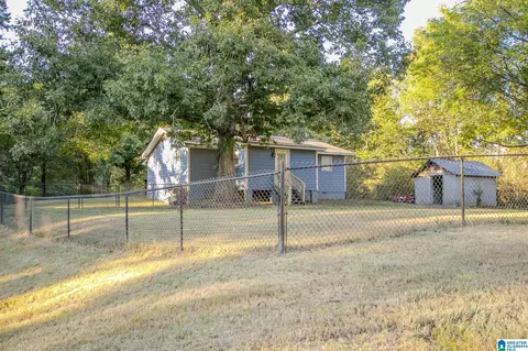 Exterior - 3293 Hay Valley Rd, Parrish, AL 35580 photo 9 of 13