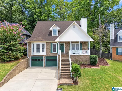 3165 Boxwood Dr, Hoover, AL 35216