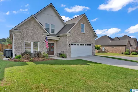 237 Glen Cross Dr, Trussville, AL 35173