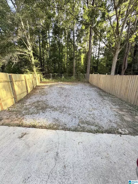 Exterior - 137 Randall Cir, Clanton, AL 35045 photo 8 of 9
