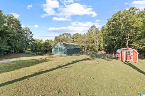 Exterior - 2516 Red Valley Rd, Remlap, AL 35133 photo 4 of 7