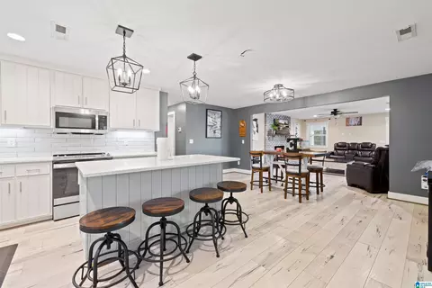 Kitchen - 2516 Red Valley Rd, Remlap, AL 35133 photo 4 of 4