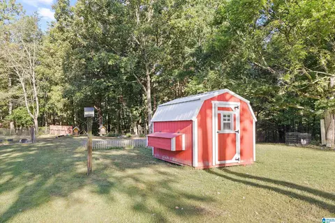 Exterior - 2516 Red Valley Rd, Remlap, AL 35133 photo 5 of 7