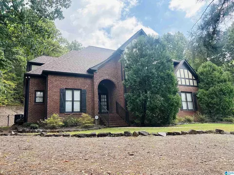 393 Greystone Glen Cir, Birmingham, AL 35242