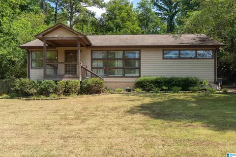 629 Delta St, Bessemer, AL 35020