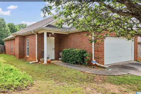 6217 Letson Farm Trl, Bessemer, AL 35022