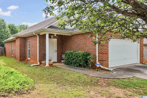 6217 Letson Farm Trl, Bessemer, AL 35022
