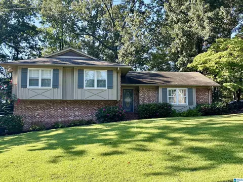 3454 Birchtree Dr, Hoover, AL 35226